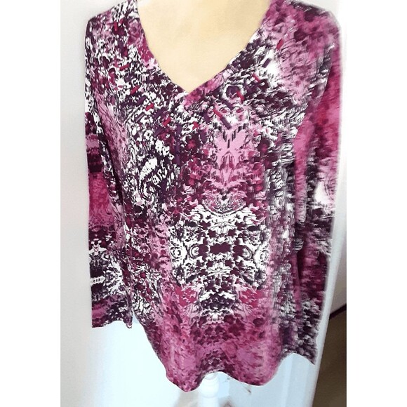 Erika pullover tee long sleeve L pink maroon abstract design beaded 100% cotton - Picture 4 of 4
